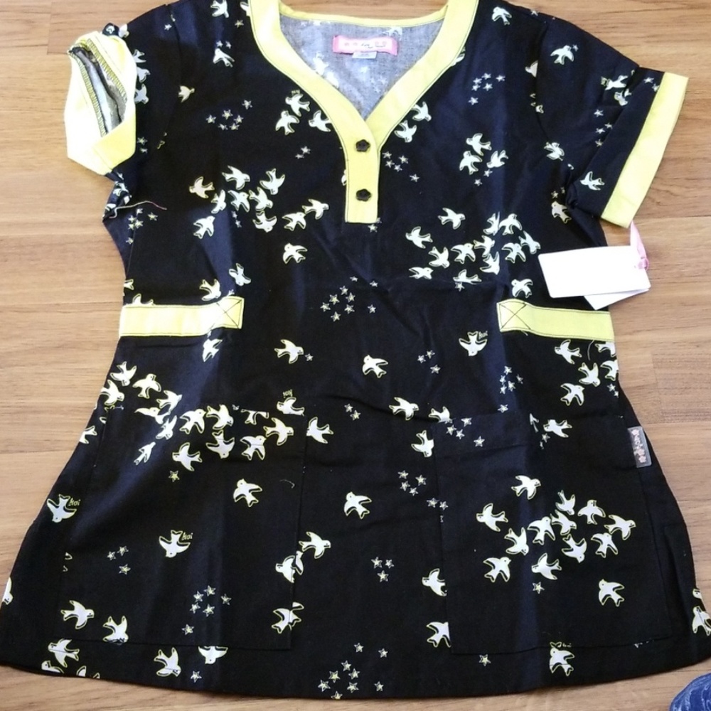 Brand New KOI Scrub Top Size X Small